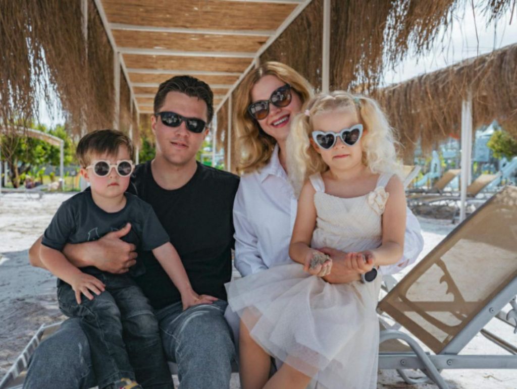 I Love My Family: Together, Happy, and Blessed